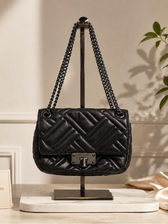 Michael Kors Handbags - Michael Kors Black Peyton Shoulder Bag